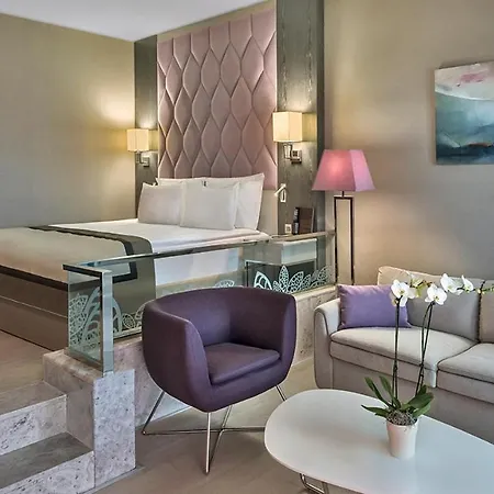 Elexus Luxury & & Casino Hotel 5*