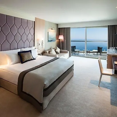 Elexus Luxury & & Casino 5*