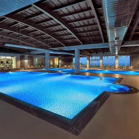 Hotel Elexus Luxury & & Casino 5*